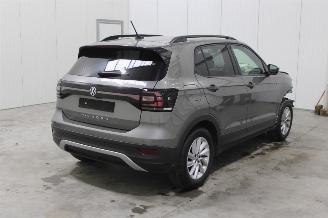 Volkswagen T-Cross  picture 3