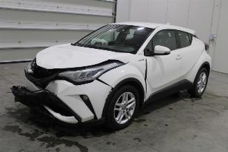 krockskadad bil auto Toyota C-HR  2020/7