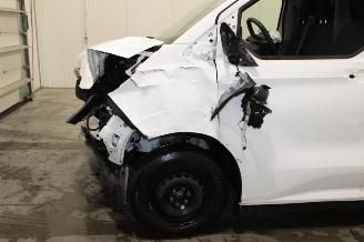 Ford Transit  picture 5