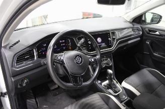 Volkswagen T-Roc  picture 10