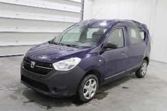 damaged passenger cars Dacia Dokker  2020/6