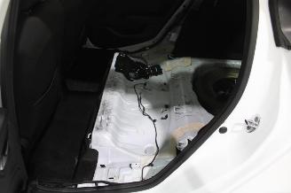 Renault Clio  picture 24