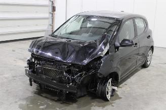 Voiture accidenté Hyundai I-10 i10 2024/3