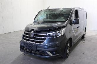 demontáž osobní automobily Renault Trafic  2024/2