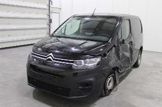 demontáž osobní automobily Citroën Berlingo  2021/11
