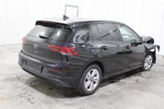 Volkswagen Golf  picture 3
