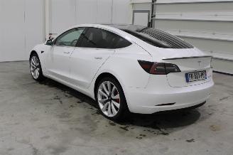 Tesla Model 3  picture 4