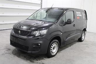 skadebil auto Peugeot Partner  2022/2