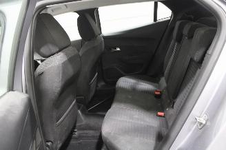 Peugeot 2008  picture 11