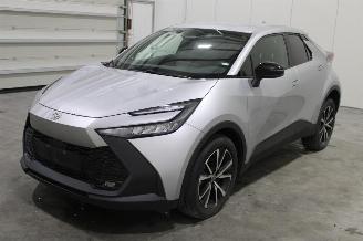 Voiture accidenté Toyota C-HR  2025/3