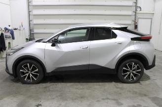 Toyota C-HR  picture 8