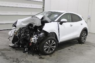 krockskadad bil auto Ford Puma  2026/3