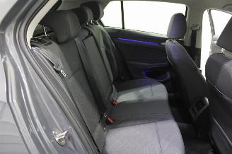 Volkswagen Golf  picture 11