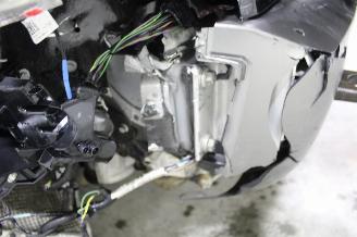 Land Rover Defender  picture 7