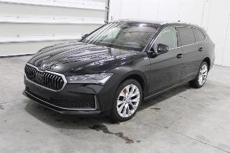 Schadeauto Skoda Superb  2024/6