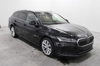 Skoda Superb  picture 2