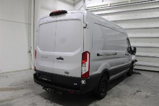 Ford Transit  picture 3