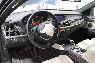 BMW X6  picture 9
