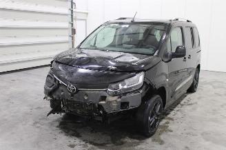 Purkuautot passenger cars Toyota ProAce CITY 2020/11