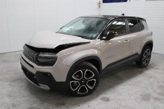 Unfallwagen Jeep Avenger  2024/2
