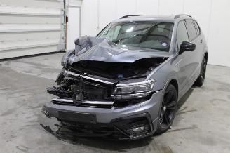 disassembly passenger cars Volkswagen Tiguan  2021/3