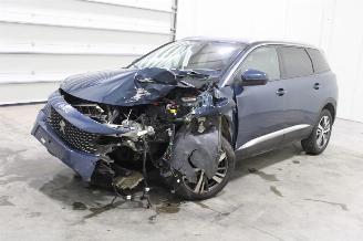 Coche siniestrado Peugeot 5008  2021/6