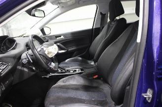 Peugeot 308  picture 11