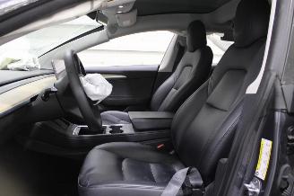 Tesla Model 3  picture 10