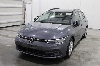 damaged passenger cars Volkswagen Golf  2023/6
