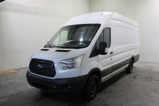 Coche siniestrado Ford Transit  2018/10