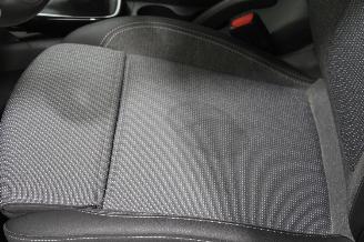 Opel Crossland X picture 21