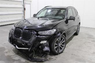 uszkodzony samochody osobowe BMW X3  2021/10