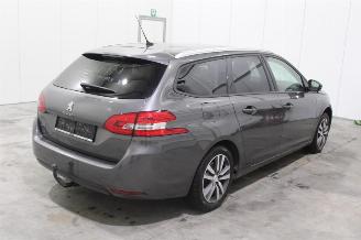 Peugeot 308  picture 3