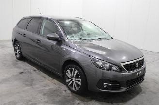 Peugeot 308  picture 2