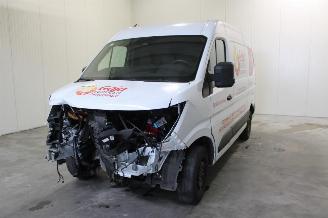 krockskadad bil auto Renault Master  2025/1