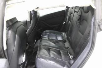 Tesla Model 3  picture 11