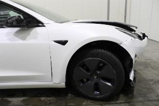 Tesla Model 3  picture 6