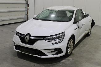 Coche siniestrado Renault Mégane Megane 2022/11