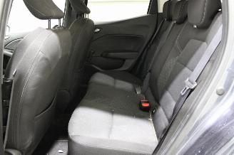 Renault Clio  picture 12
