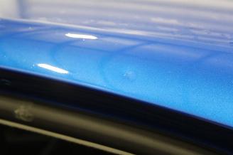 Peugeot 208  picture 9