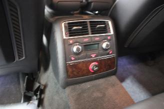 Audi S8  picture 25