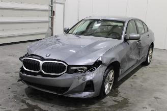 Damaged car BMW 3-serie 320 2024/10
