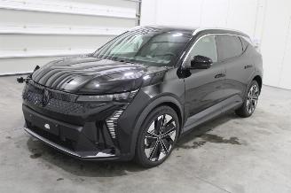krockskadad bil auto Renault Scenic  2025/12