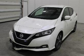 Voiture accidenté Nissan Leaf  2022/3