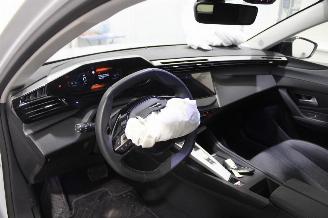 Peugeot 308  picture 8