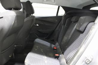 Peugeot 2008  picture 10