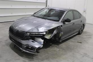 krockskadad bil auto Skoda Octavia  2023/1