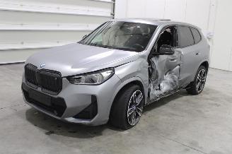 krockskadad bil auto BMW iX1  2023/6