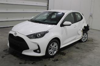 uszkodzony samochody osobowe Toyota Yaris  2024/8
