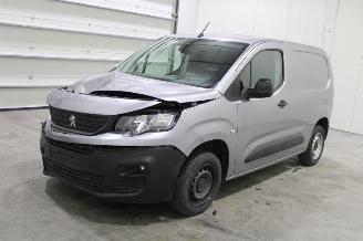 Unfallwagen Peugeot Partner  2023/5